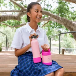 Original Drink Bottle | Strawberry | 600 ML -Cheap Baby Products Store MontiiCo Back To School194 360x