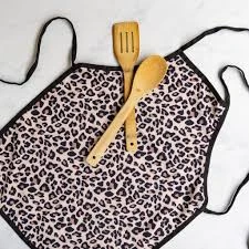 Apron - Leopard 4 Apron - Leopard - Image 4